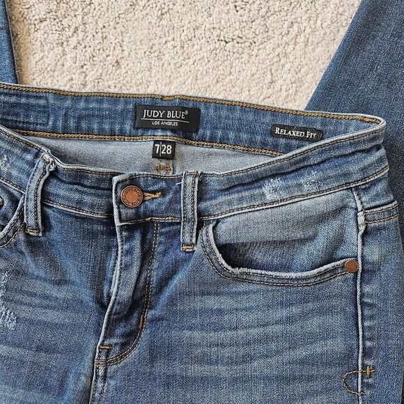 Judy Blue | Relaxed Fit Distressed Denim Blue Jeans JB8271DK, Womens 7/28 - Picture 4 of 6